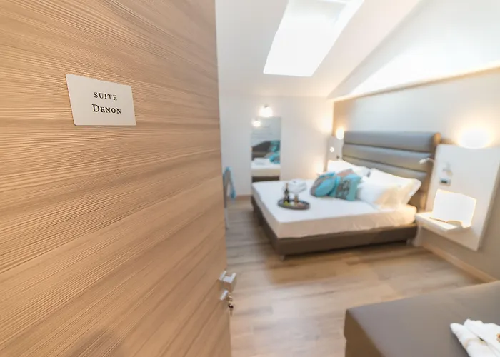 Palazzo Sisto Exclusive Bed & Breakfast 4*